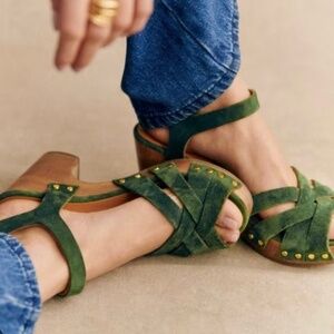 Sezane Isabelle Clogs Khaki - Size 9